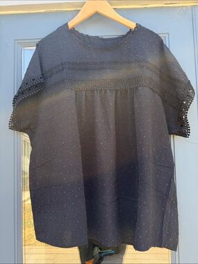 Amazon Black Eyelet Lace-Trim Short Sleeve Tunic